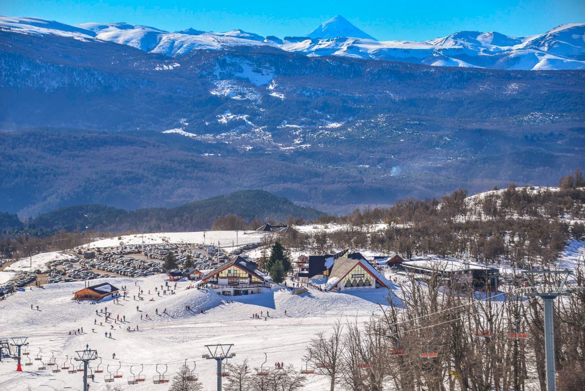 San Martín y Chapelco volvieron a San Pablo a presentar el producto nieve