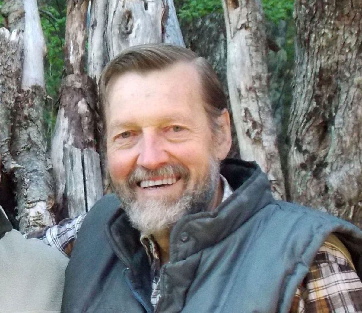 Quieren declarar Personalidad Ilustre de la Provincia, al artista plástico Iván Moricz Karl