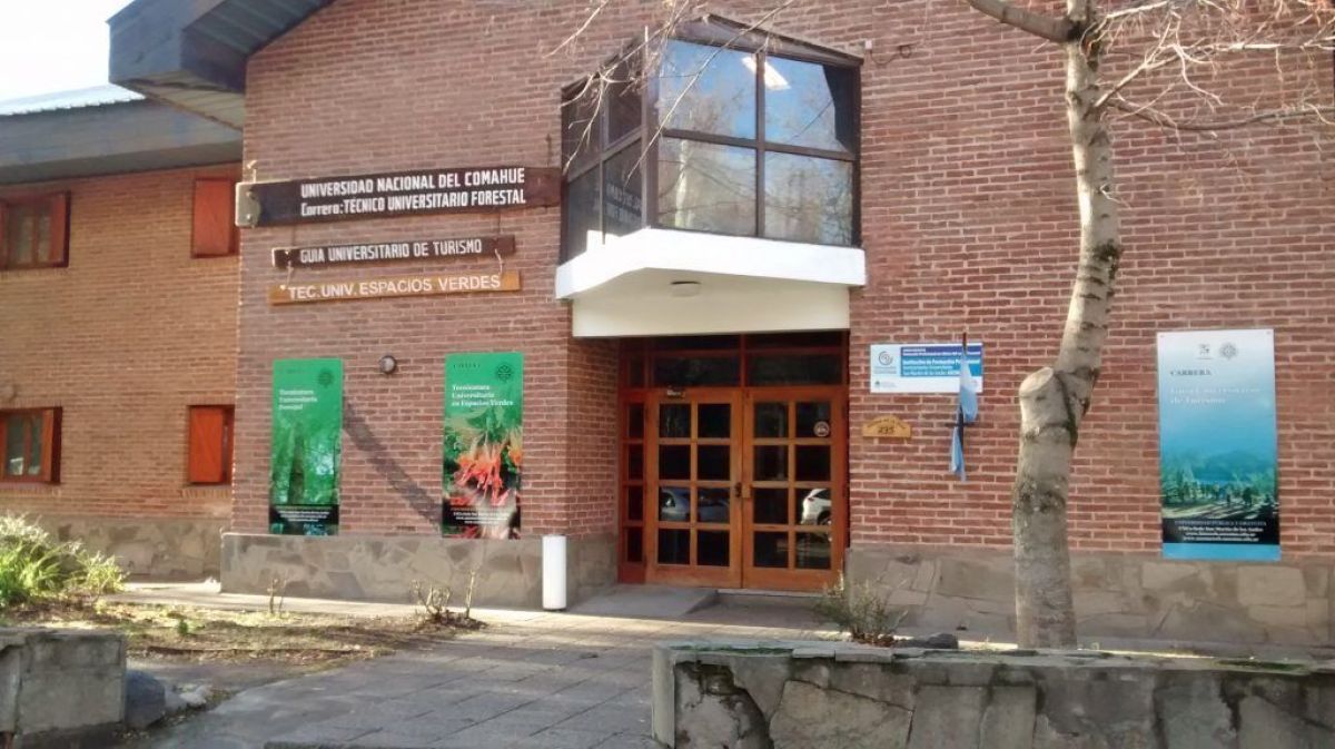 La Legislatura y la UnCo acordaron implementar aulas bimodales en San Martín