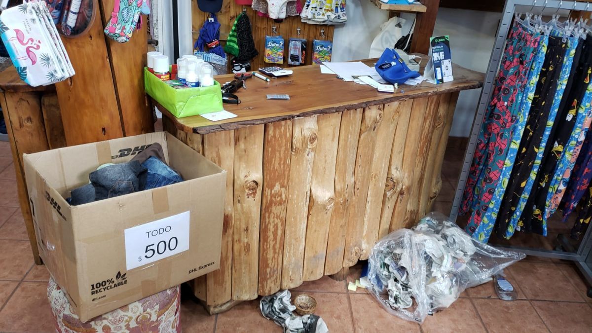 Reventaron la puerta principal y se llevaron de todo por segunda vez en un mes: "Nos llevaron las ganas de seguir laburando"