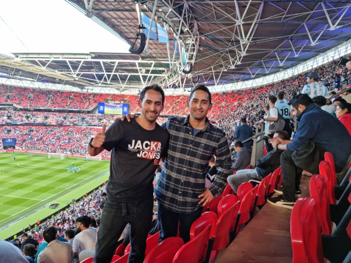 Dos sanmartinenses vivieron la fiesta de Argentina campeón en el mítico estadio Wembley