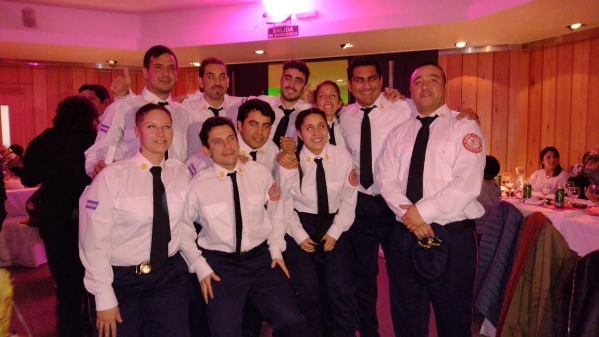 Se recibieron 10 nuevos bomberos